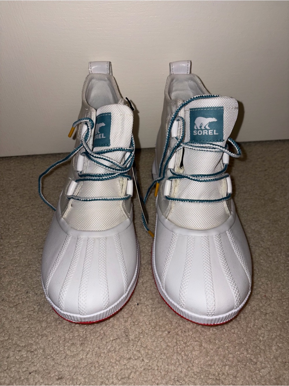 Sorel Women's Out 'N About III Classic White Boot — Waterproof 10 NWOB - Picture 3 of 9